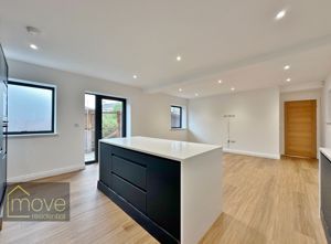 Photo 14- click for photo gallery